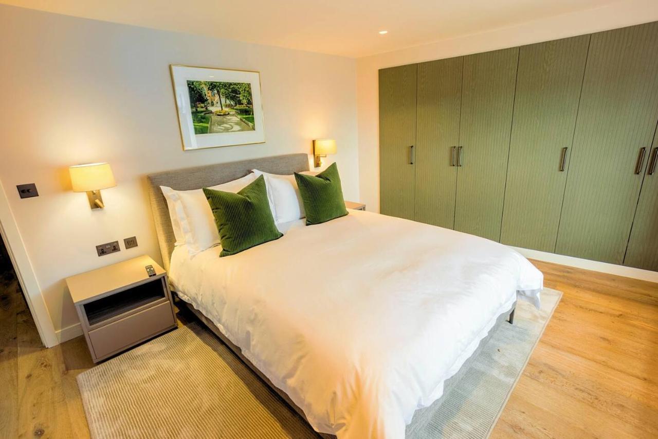 Sohot Stays The Royal Suite Harbour Views Sleeps 4 Ramsgate Bagian luar foto